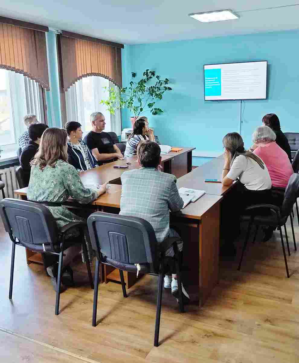 Методический час для специалистов, работающих с семьями с детьми